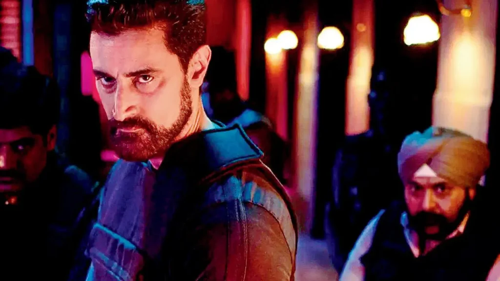 Kunal Kapoor in Jewel Thief on Netflix
