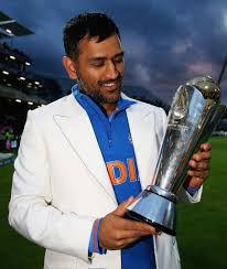 MSD With 2013 Champions Trophy