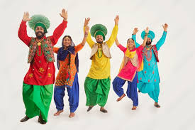 Bhangra & Gidda – Punjab’s Power-Packed Performances
